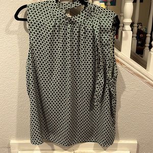 H&M size 18, Green and white